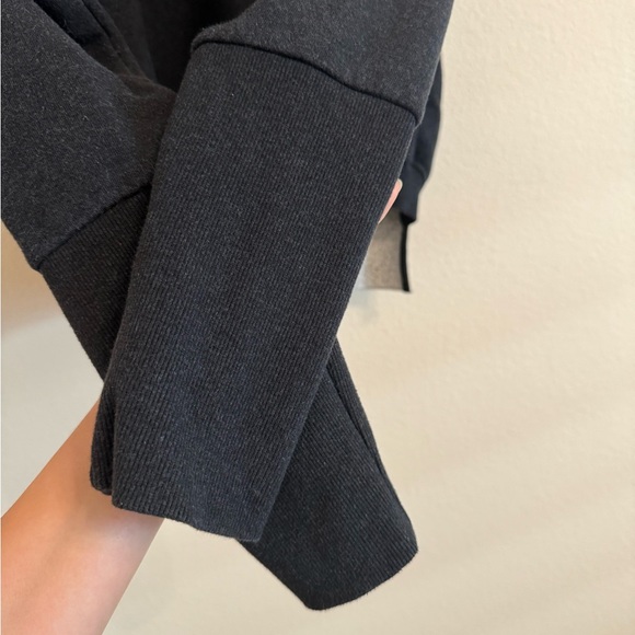 Gymshark Cropped sweatshirt top - Picture 7 of 9